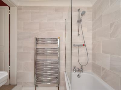 Picture 18